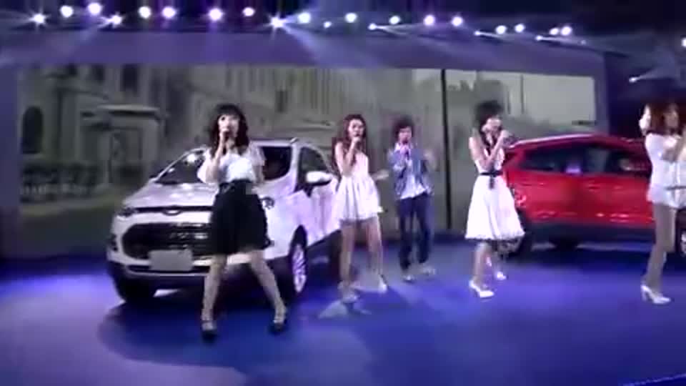 多車色與全體演出收束